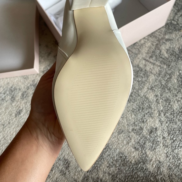 White pointed toe booties - new in box - size 8 - Picture 6 of 6